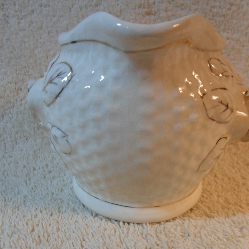 Vintage Basket Weave Ivory Porcelain Creamer Japan - Picture 5 of 8